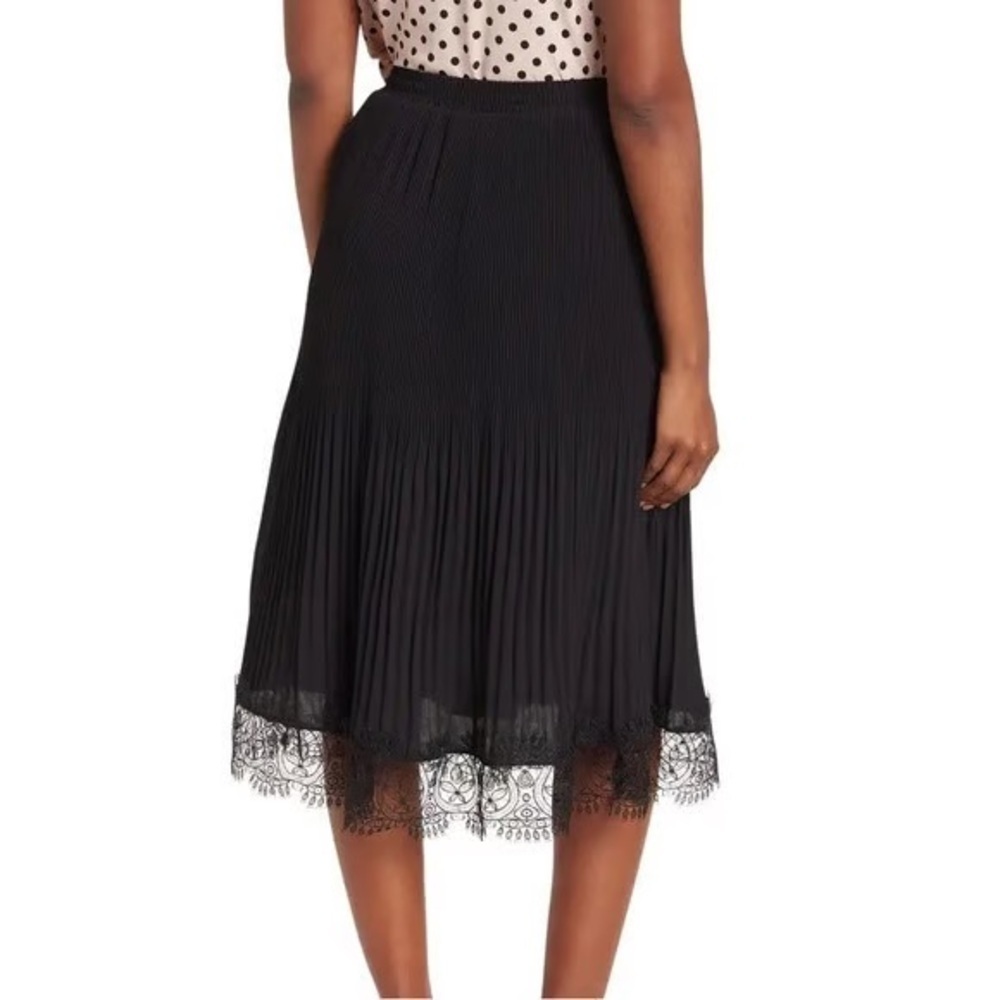 Adrianna Papell brown flare midi pleated skirt with elegant black lace trim, S.